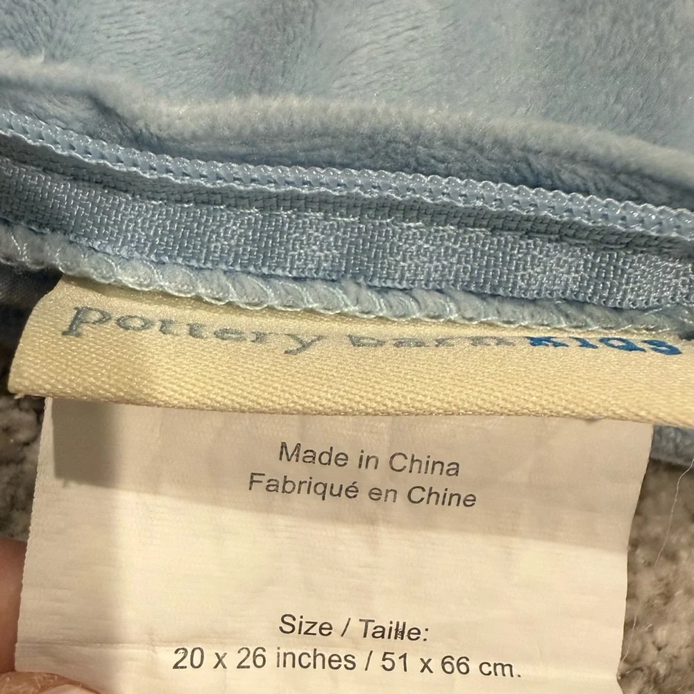 EUC Pottery Barn Kids Luxe Chamois Twin Light Blue Fitted Sheet & Pillowcase. - Picture 4 of 5